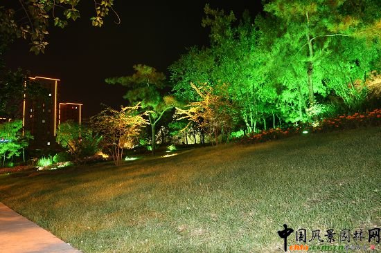 骨灰堂山體奧運(yùn)期間夜景