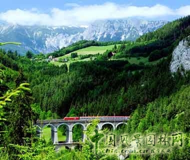 塞默靈鐵路 中國風景園林網(wǎng)