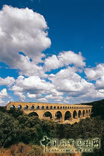 加爾橋 中國風(fēng)景園林網(wǎng)