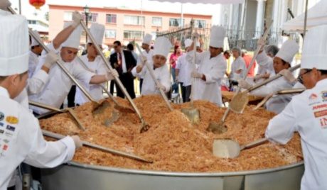 蛇年春節 海外廟會 海外慶祝春節 哥斯達黎加炒飯