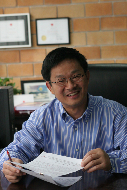 李建偉
