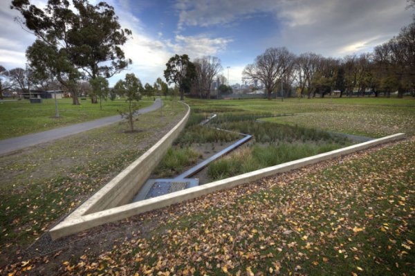 澳大利亞：愛丁堡雨水花園