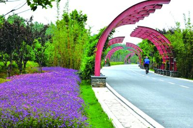 直通園博園的張公堤綠道如畫般環繞漢口