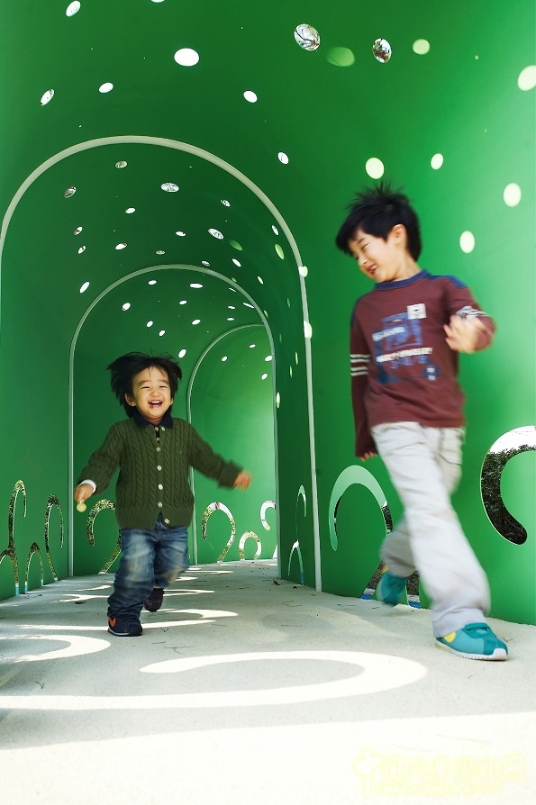 關(guān)于居住空間變化對游樂空間之影響的研究