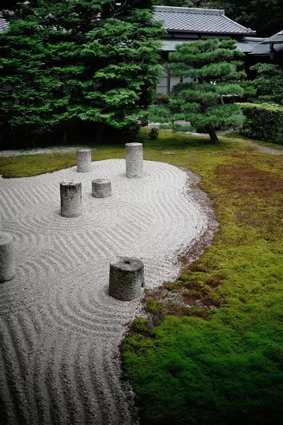 枯山水(中)