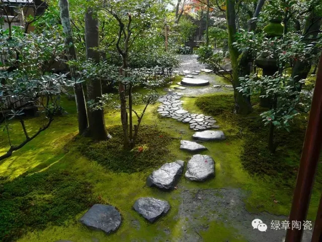 具有東方藝術的茶庭造園藝術