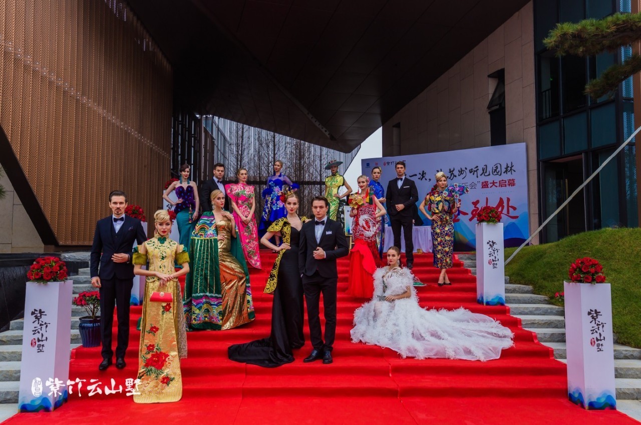 一場(chǎng)冷艷的園林音樂會(huì)