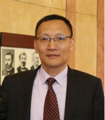嘉賓簡(jiǎn)介——車(chē)生泉