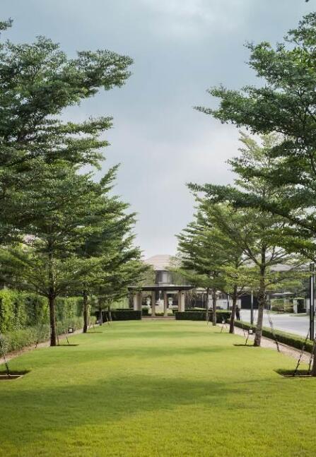 泰國曼谷Narasiri Pinklao Sai1居住區(qū)景觀