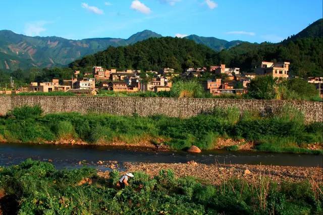 鄉村公共空間打造助推美麗鄉村建設