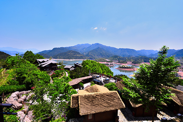 對民宿進(jìn)行法律界定，使其合法經(jīng)營健康發(fā)展