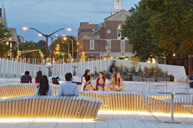 解密現(xiàn)代中小城市廣場(chǎng)設(shè)計(jì)6大原則