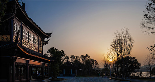園冶杯專業(yè)獎(jiǎng)：岳陽(yáng)南湖龍山景區(qū)園林綠化景觀EPC項(xiàng)目