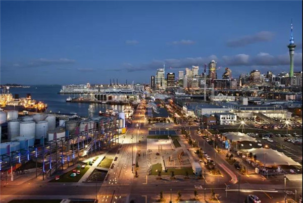 看國內(nèi)外大都市如何規(guī)劃建設(shè)濱水城市