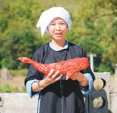 中國(guó)人民大學(xué)藝術(shù)學(xué)院:鄉(xiāng)村振興 藝術(shù)“在場(chǎng)”