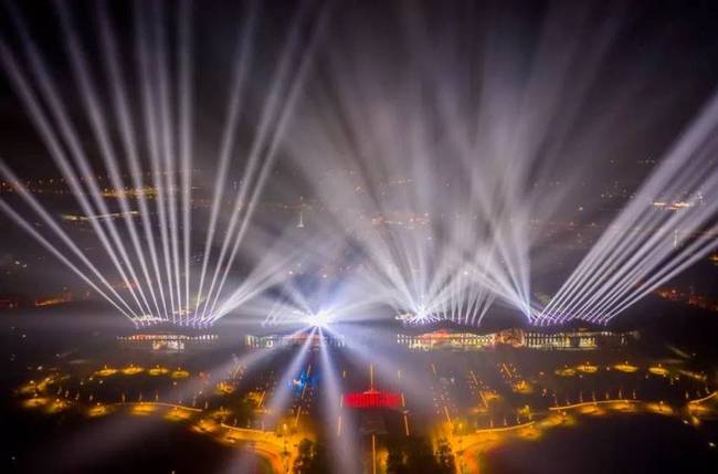 第十屆花博會開幕在即 一抹抹“中國紅”成園區最亮底色