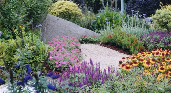 虞金龍：人 城市 花園的和鳴