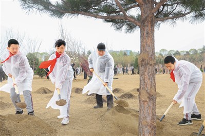 習(xí)近平：掀造林綠化熱潮繪美麗中國(guó)更新畫卷