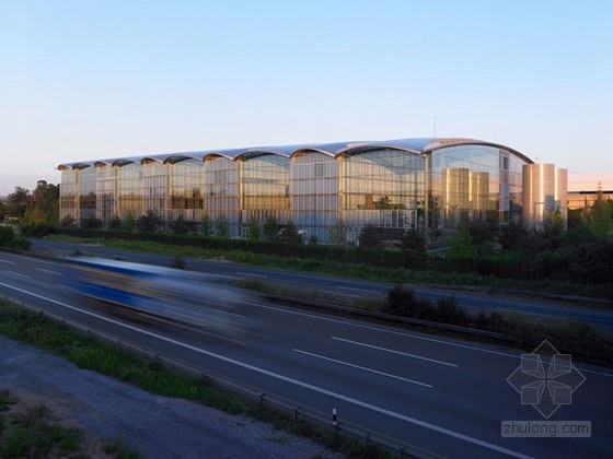 德國漢莎航空公司新大樓 公共空間|規(guī)劃設(shè)計(jì) 中國風(fēng)景園林網(wǎng)