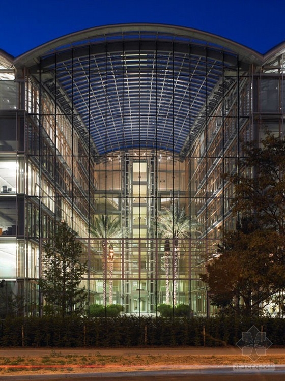 德國漢莎航空公司新大樓 公共空間|規(guī)劃設(shè)計(jì) 中國風(fēng)景園林網(wǎng)