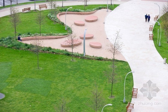 Balmori Associates設計的巴克斯廣場 中國風景園林網