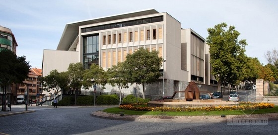 西班牙塞戈維亞大學校園