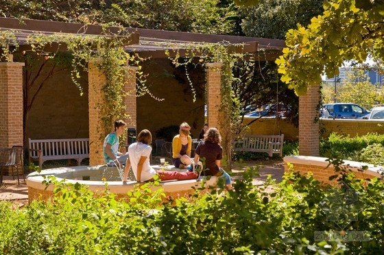 佐佐木公司設(shè)計(jì)的美國(guó)圣愛德華大學(xué)景觀總體規(guī)劃