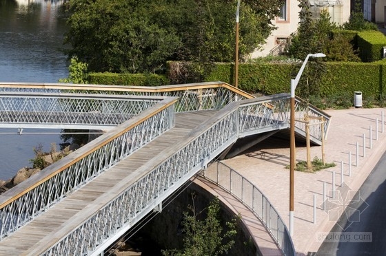 ARPAE設計的法國默爾特河畔的朗萊塔珀發展項目