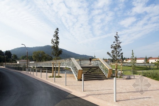 ARPAE設計的法國默爾特河畔的朗萊塔珀發展項目