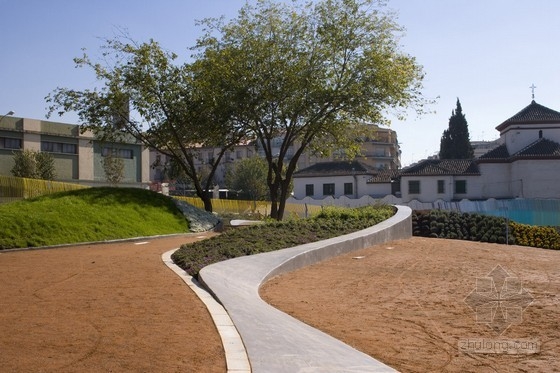 西班牙格蘭納達(dá)的ERAS DE CRISTO公共空間場(chǎng)地規(guī)劃