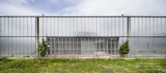 Data AE等設計的西班牙Sant Cugat學生公寓