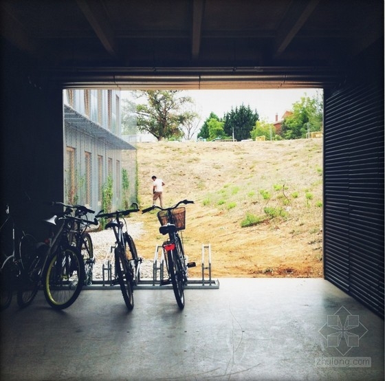 Data AE等設(shè)計的西班牙Sant Cugat學(xué)生公寓