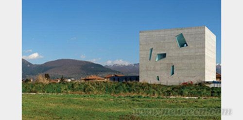 梵蒂岡批評(píng)教堂建筑師 教堂多像博物館
