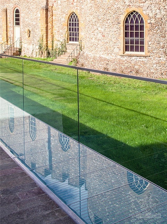 美國麻省陶頓市城堡綠橋