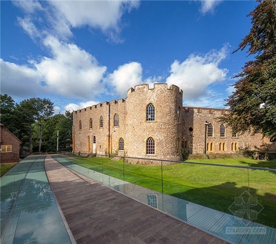 美國麻省陶頓市城堡綠橋