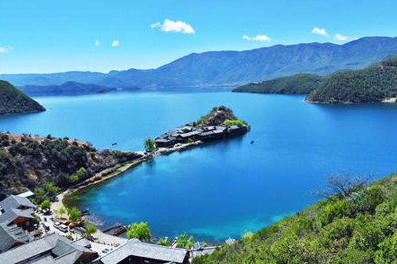 云南要求全力推動旅游產(chǎn)業(yè)轉(zhuǎn)型升級完善規(guī)劃布局