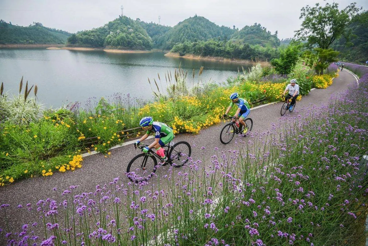 “十四五”期間，預計全國新增和改造綠道2萬公里