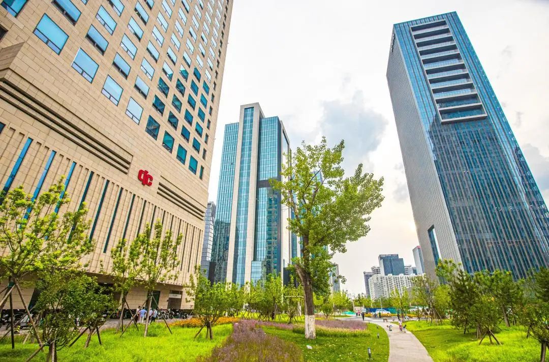 國內首個園林式金融商務區規模初現