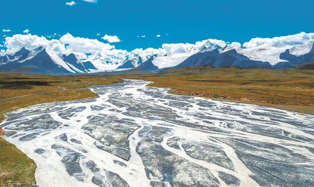 國家公園：展現大美青海新姿顏