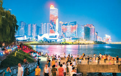 年輕人為何愛上Citywalk城市漫步？