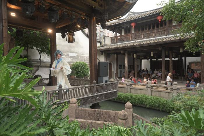 保護(hù)歷史文化遺產(chǎn)推動(dòng)文化傳承發(fā)展